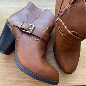 Brown Ankle booties